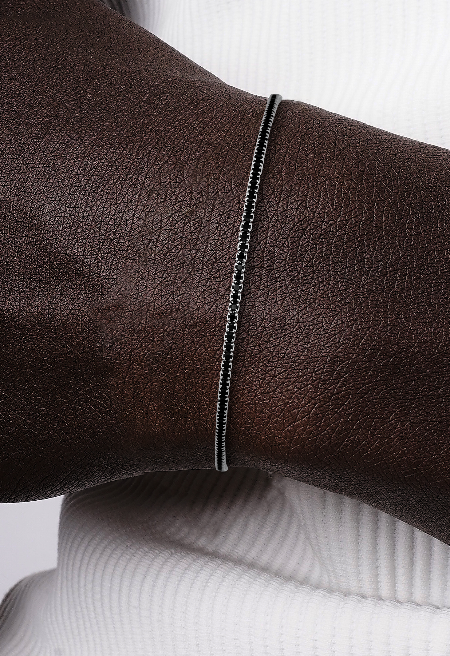 Sleek Silver Box Chain Bracelet